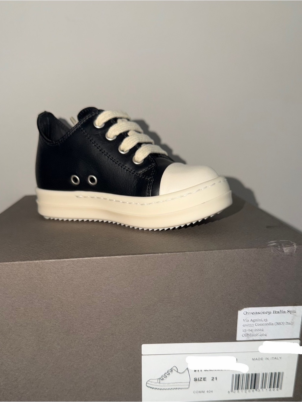 Kids Rick Owen’s size 21 (5c)